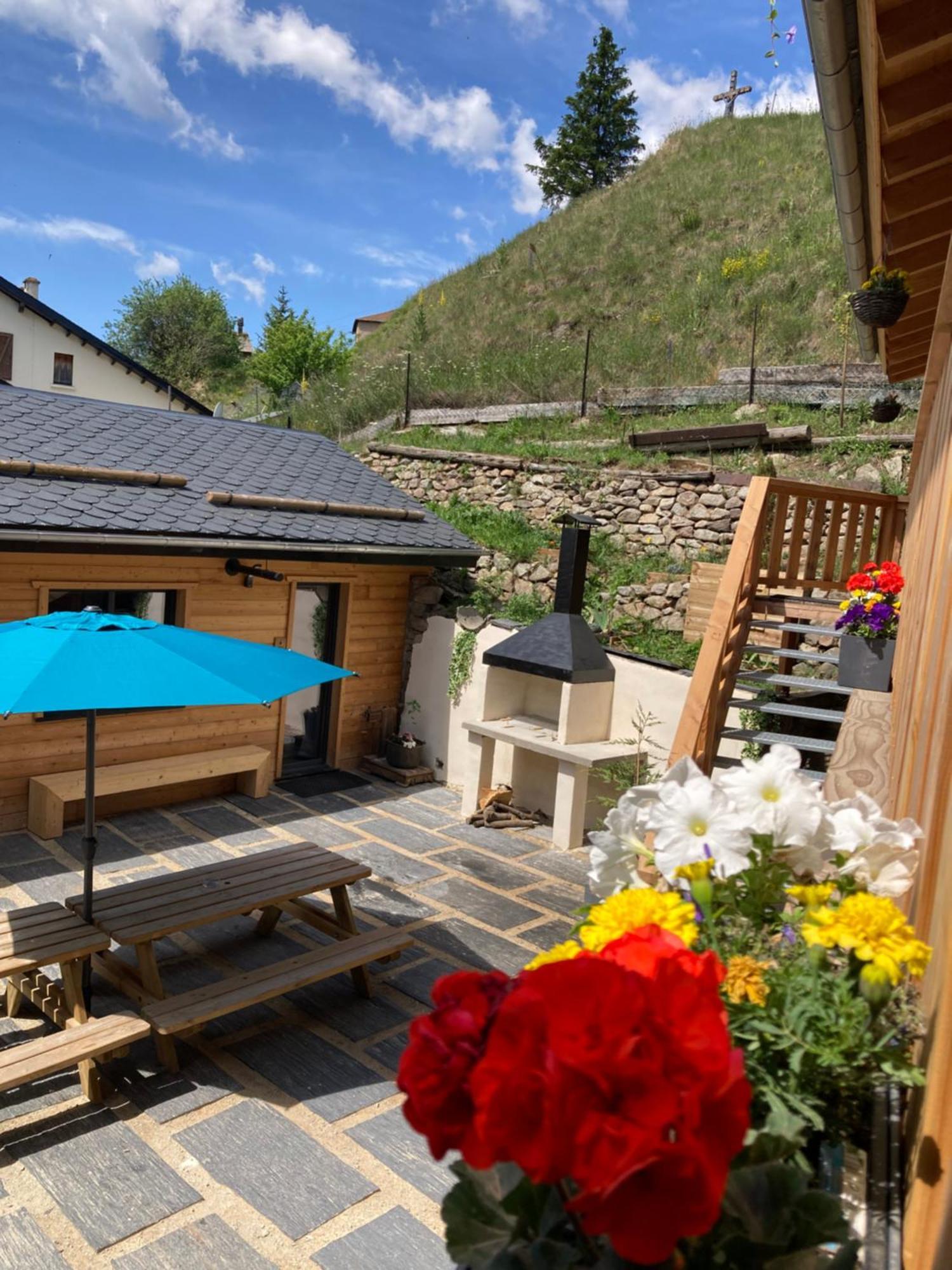 Chalet Melba Le Clos Des Ours Matemale Exteriér fotografie