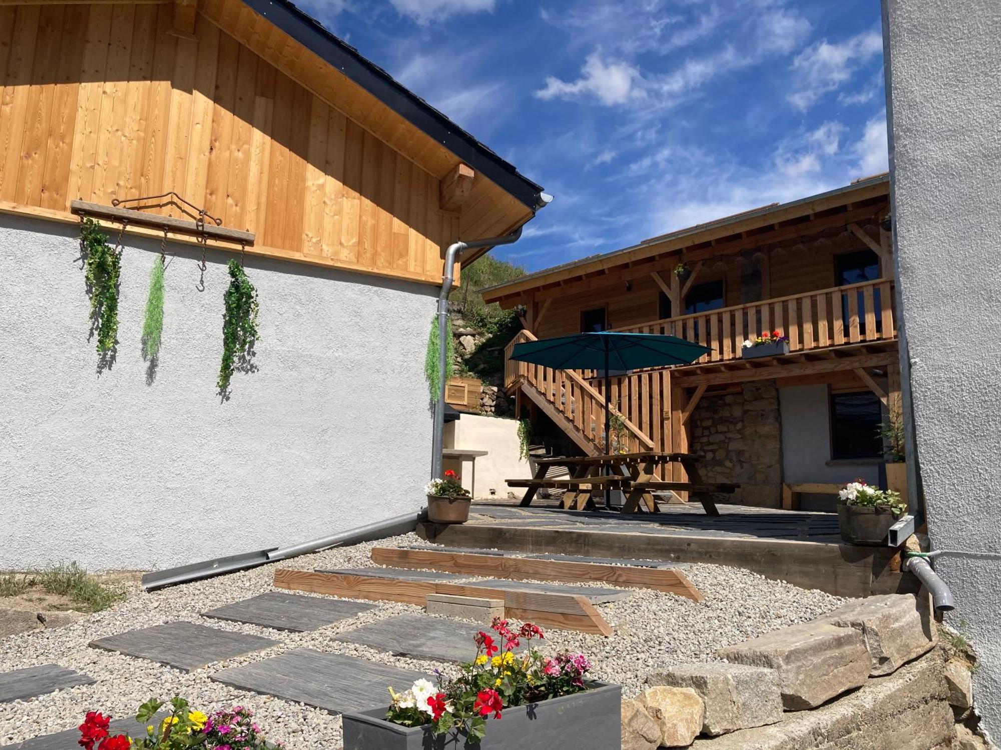 Chalet Melba Le Clos Des Ours Matemale Exteriér fotografie
